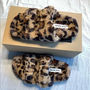 Steve Madden Around Slippers